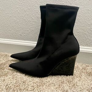 ZARA Shoe - Size 38 Black